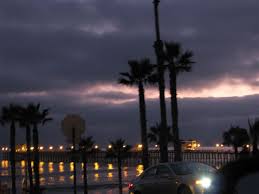 Oceanside Pier awaiting lightning